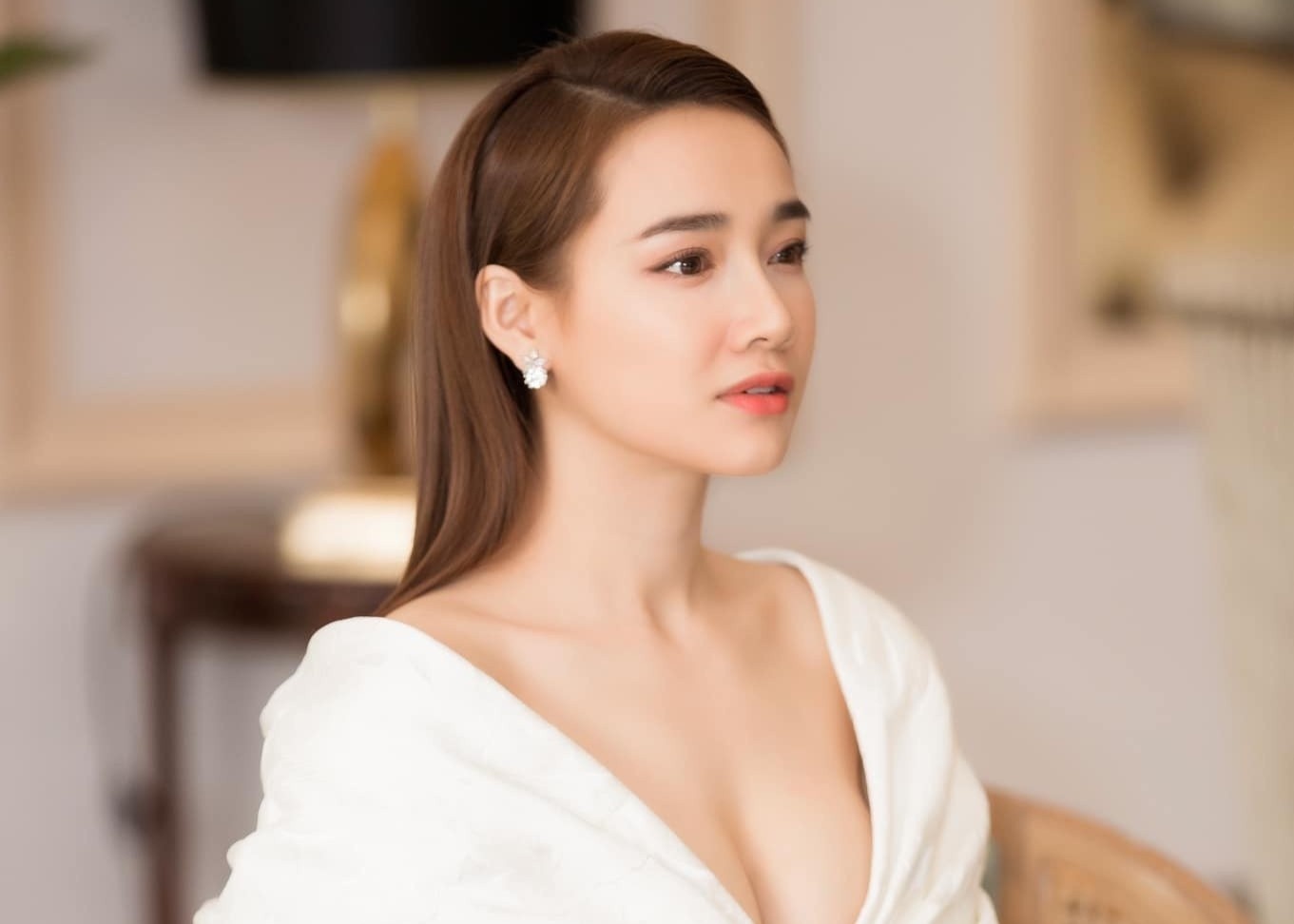 Sao Viet an kieng, tap the duc lay lai voc dang sau sinh hinh anh