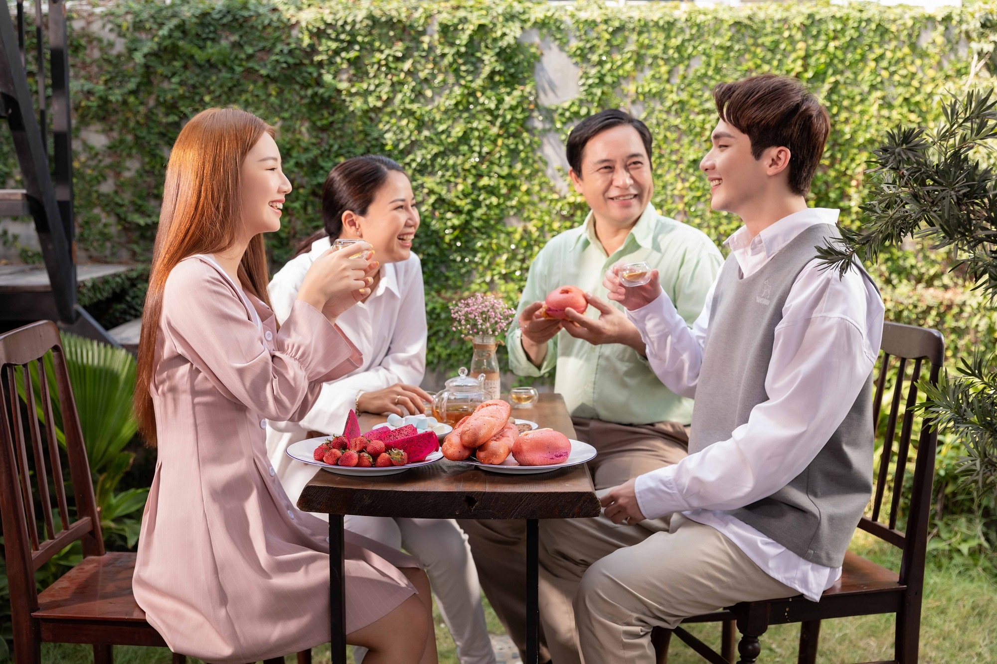 AMEE Sao anh chua ve nha anh 1