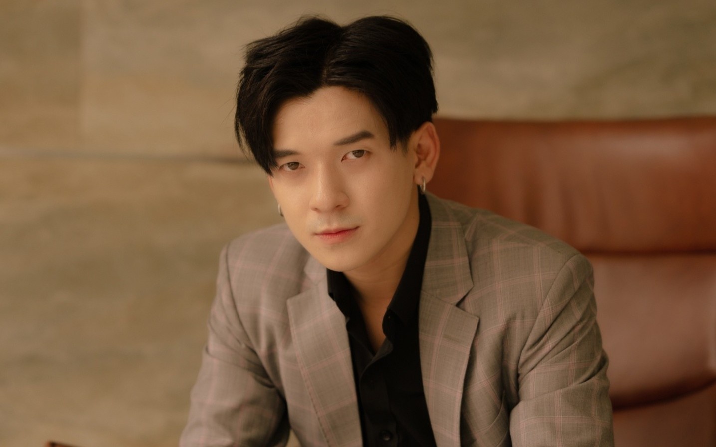 Quang Dong: 'Toi buon khi nhan luot dislike MV lon' hinh anh