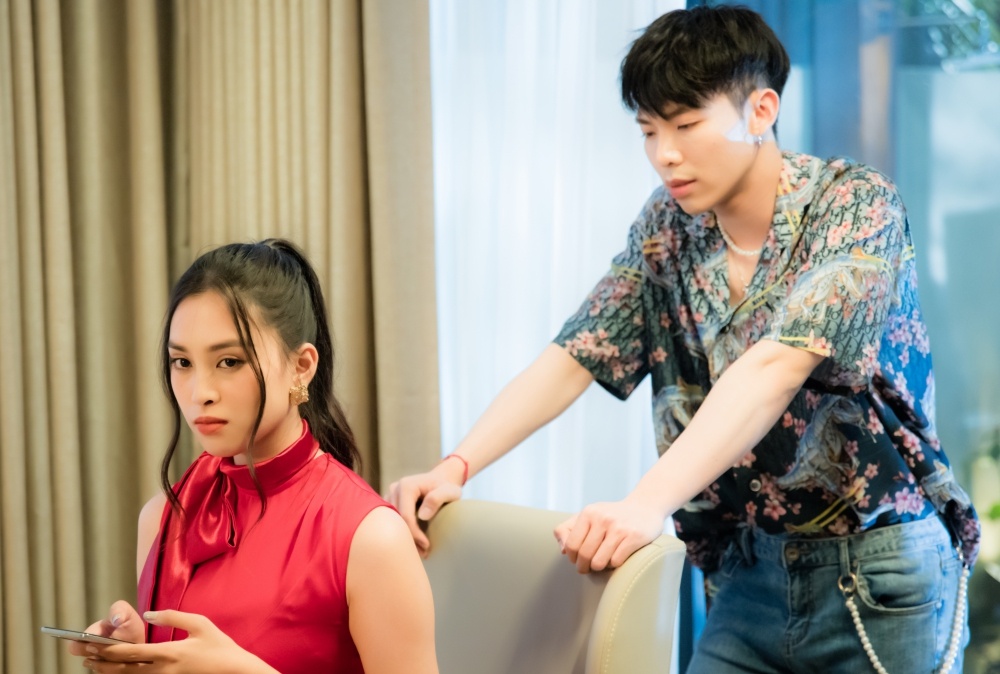 Tieu Vy vao vai nguoi yeu Erik hinh anh