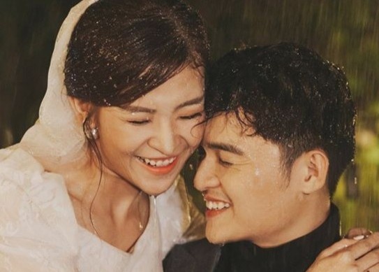 Cuoc song cua cap duy nhat ket hon sau show hen ho Nguoi ay la ai hinh anh