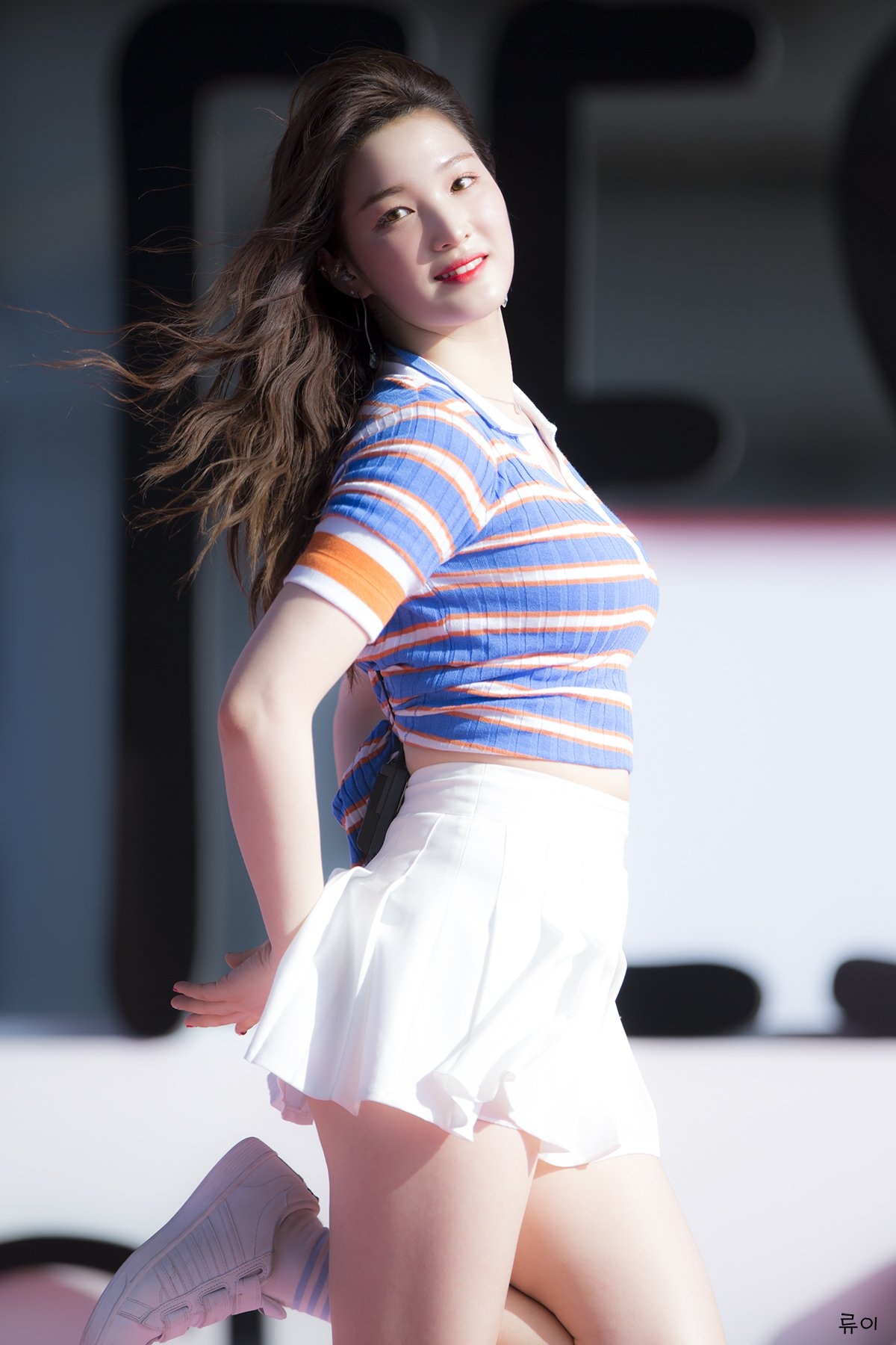 Yulhee ket hon anh 8