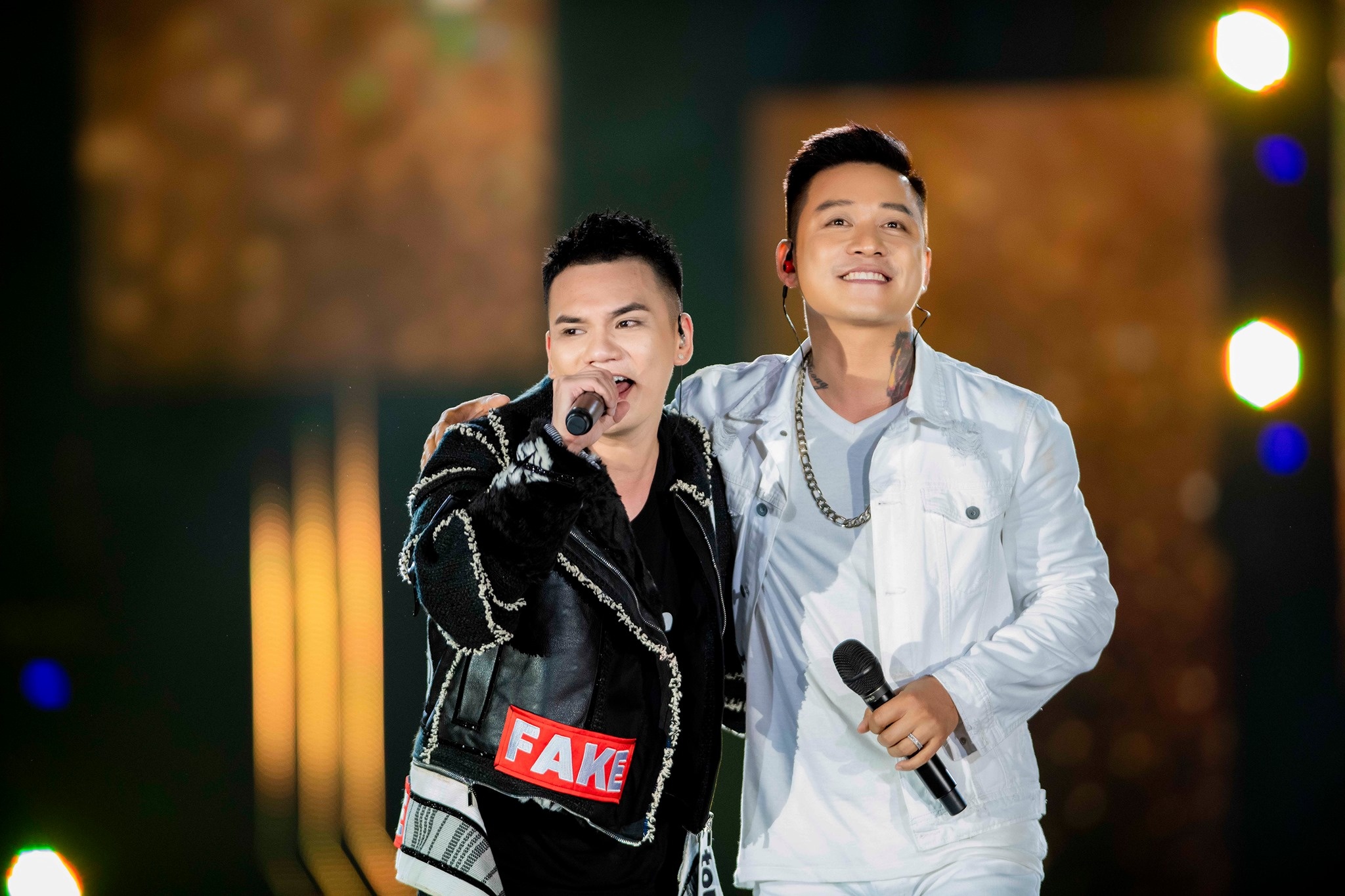 khac Viet co con anh 2