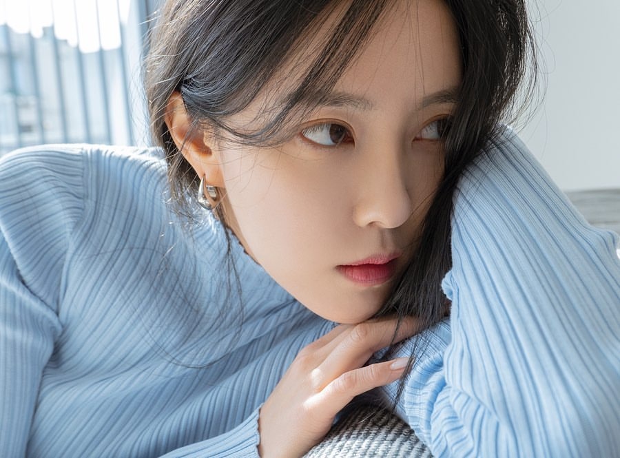 Dan my nu Han bi chi trich vi tiec tung giua mua dich hinh anh