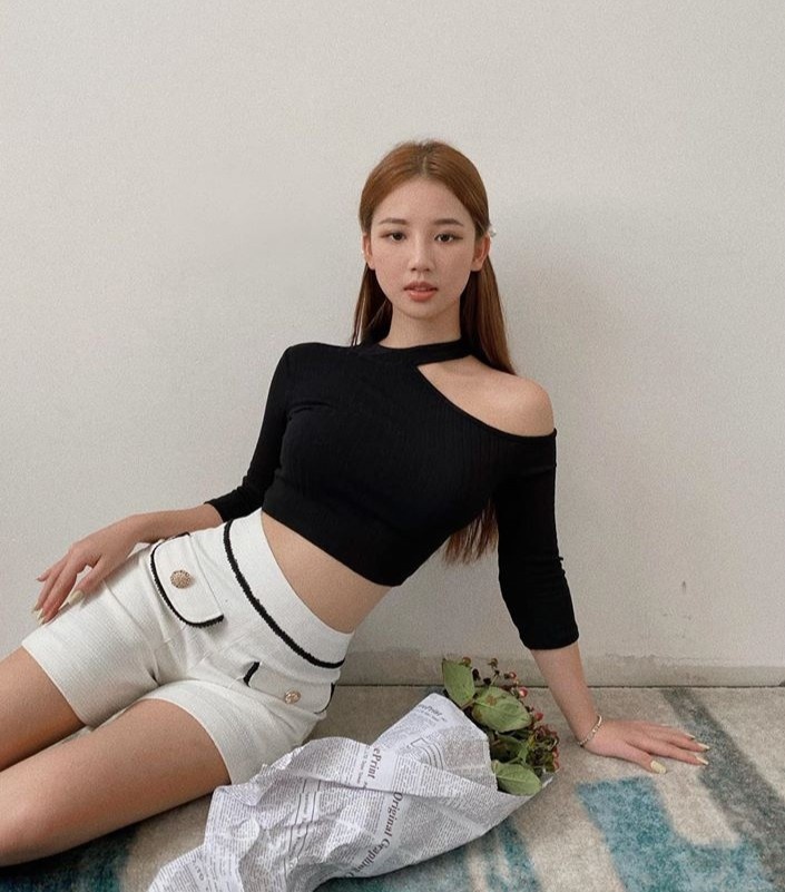 ca sĩ có vòng eo thon gọn ảnh 10 ca si co vong eo thon gon anh 10