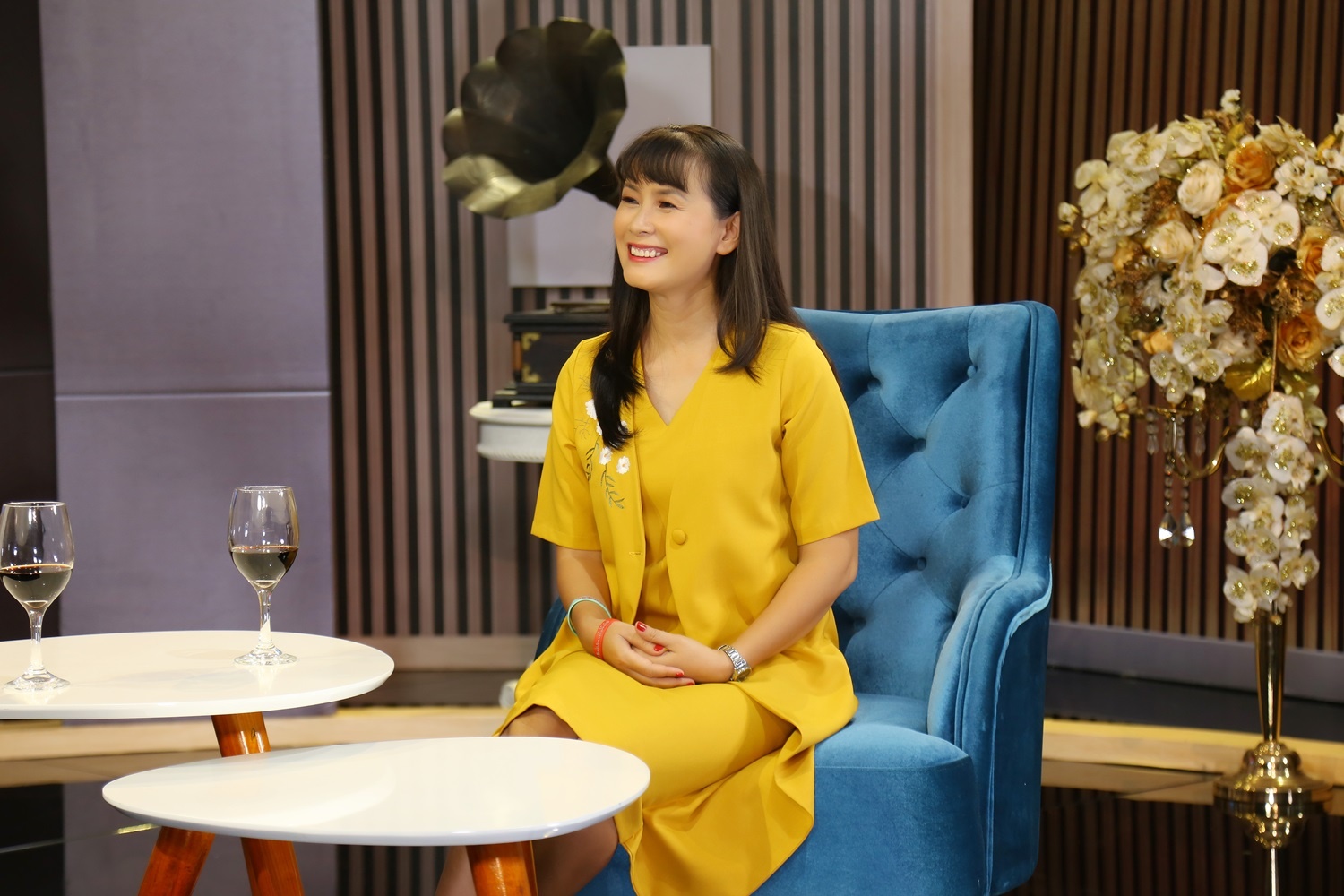 Le Hoang phan bac nha van Nguyen Quynh Trang anh 2