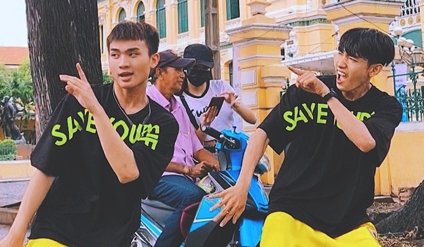 Quang Dang thuc hien vu dao bo thuoc la trong chien dich moi cua WHO hinh anh