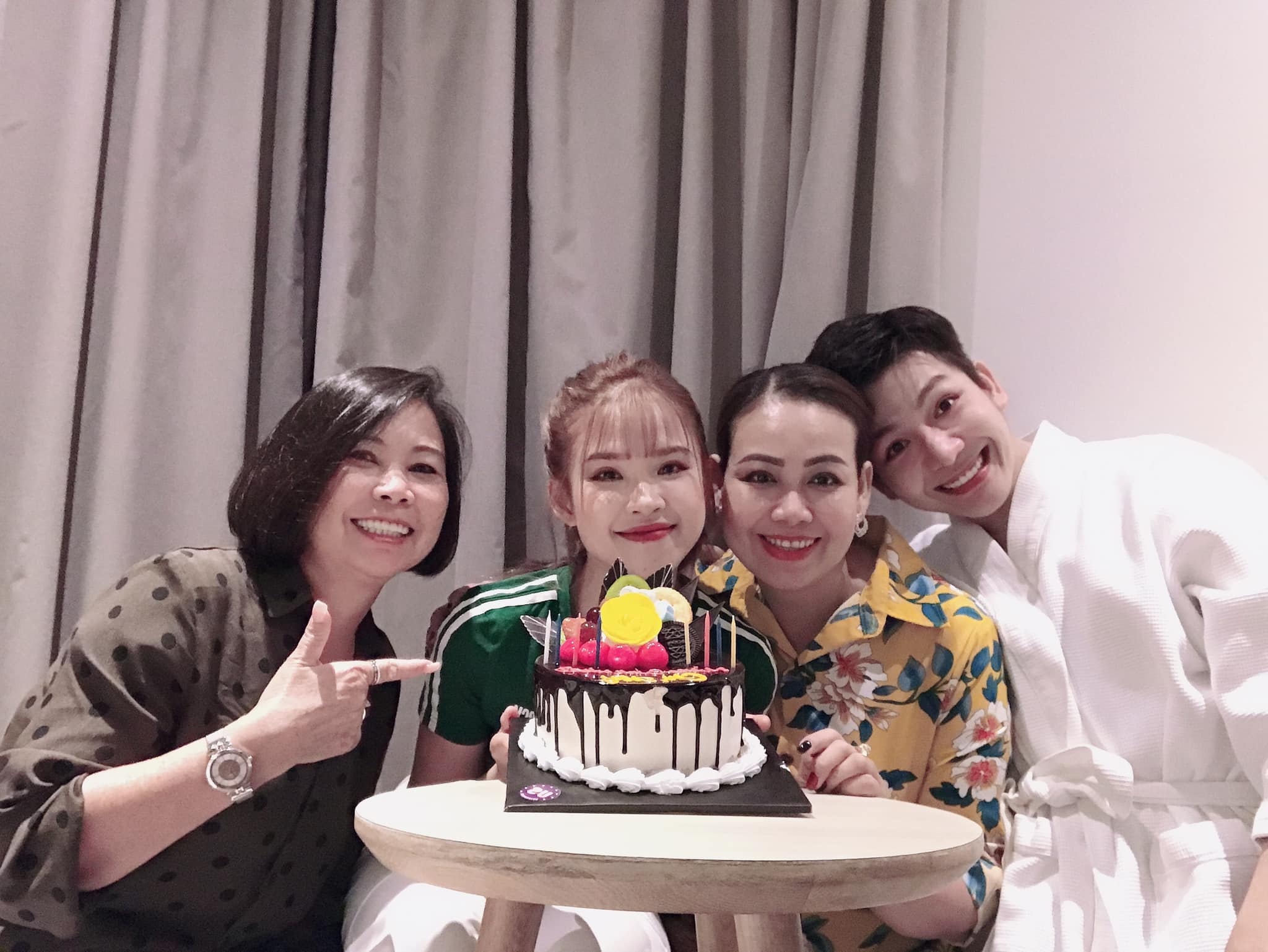 khoi my va Kelvin Khanh anh 10