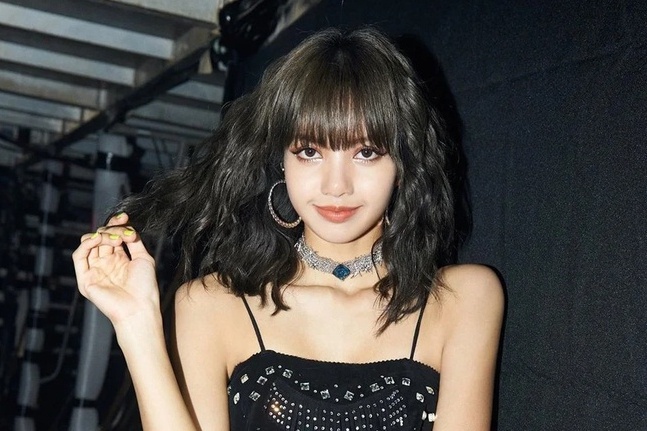 Lisa (Black Pink) bi quan ly lua dao hon 817.000 USD hinh anh
