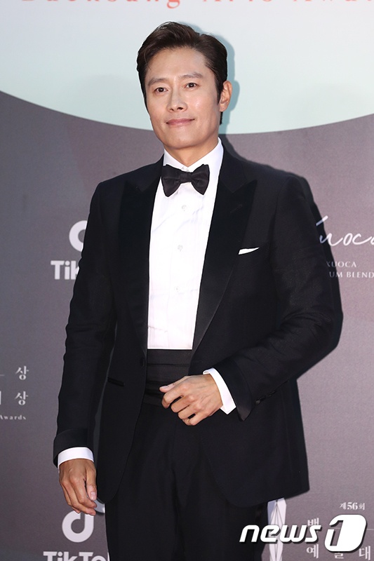 Thảm đỏ Baeksang
Arts Awards 2020 ảnh 11 Tham do Baeksang
Arts Awards 2020 anh 11