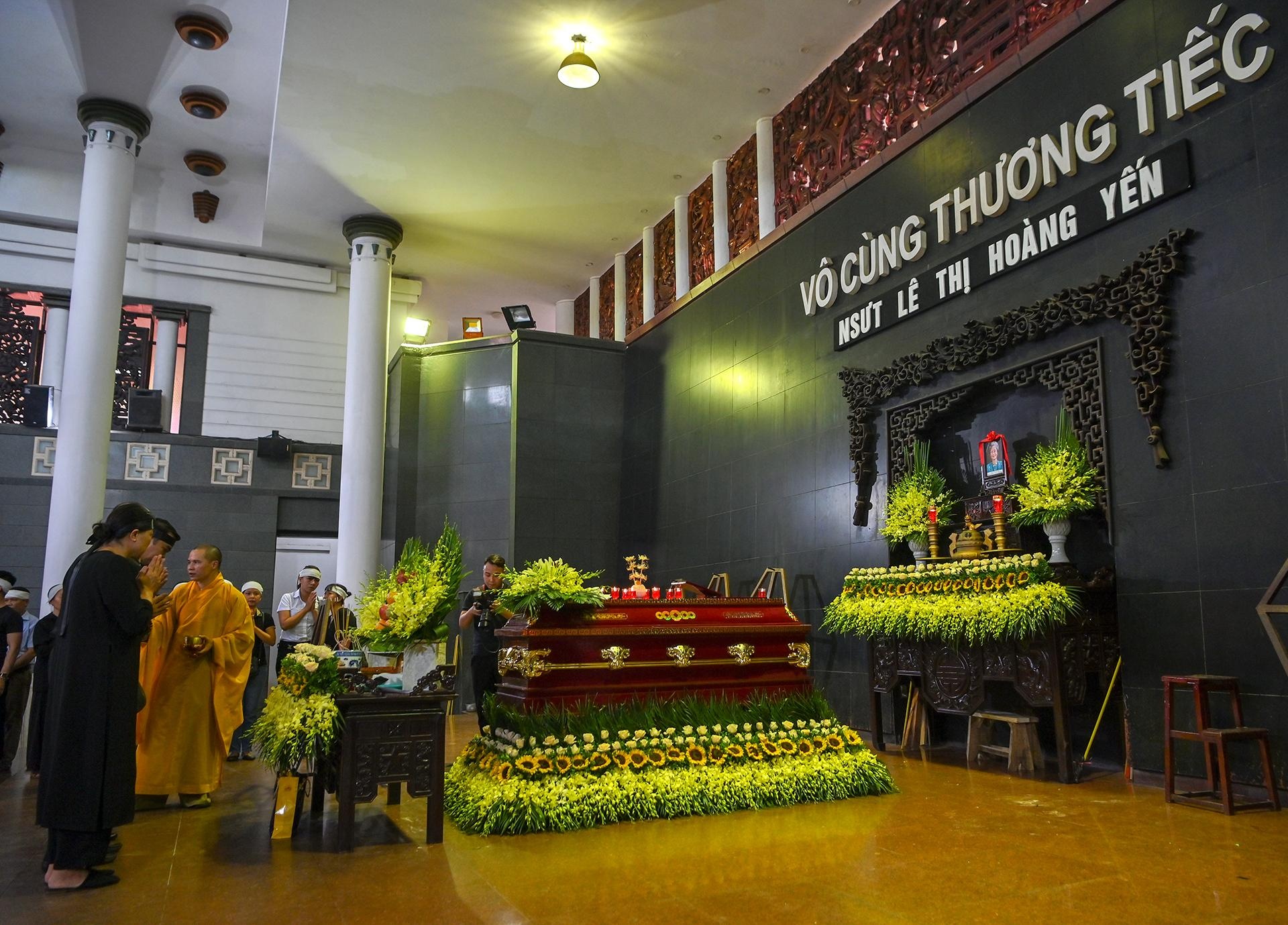 Le tang NSUT Hoang Yen anh 2