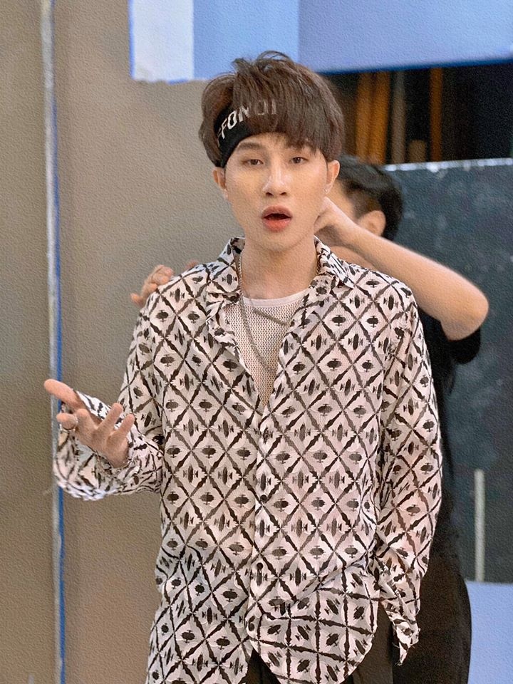 ca si viet sinh nam 1997 anh 5