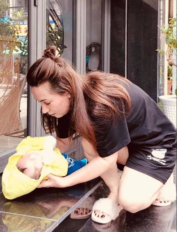 Phi Nhung nhan con nuoi anh 2