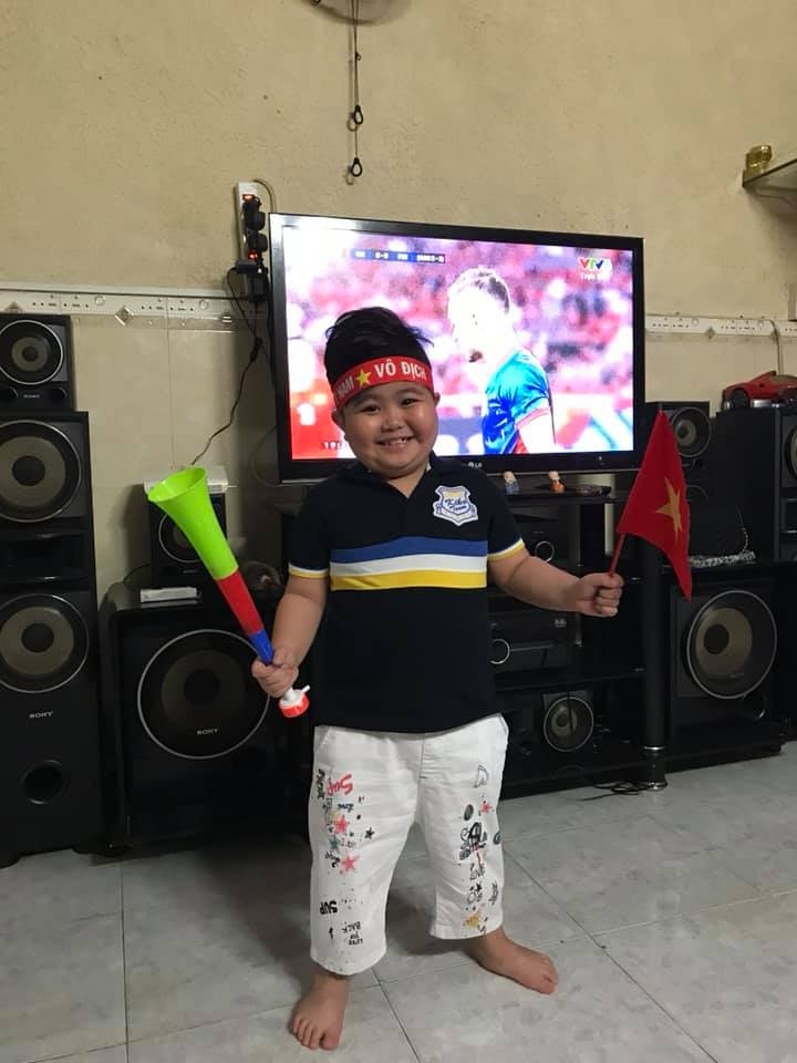 Tin Tin va Dan Truong anh 5