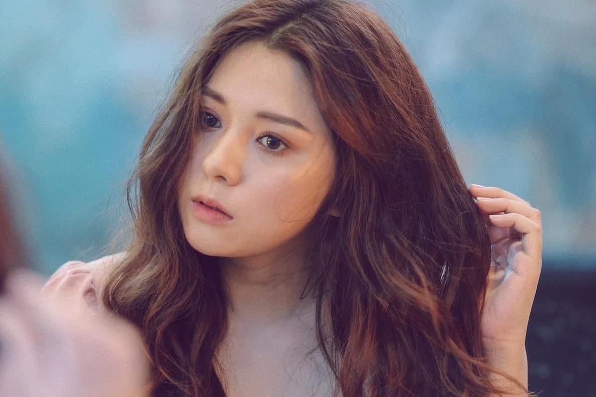 Bang Kieu, Minh Quan va dong nghiep tiec thuong MC Dieu Linh hinh anh