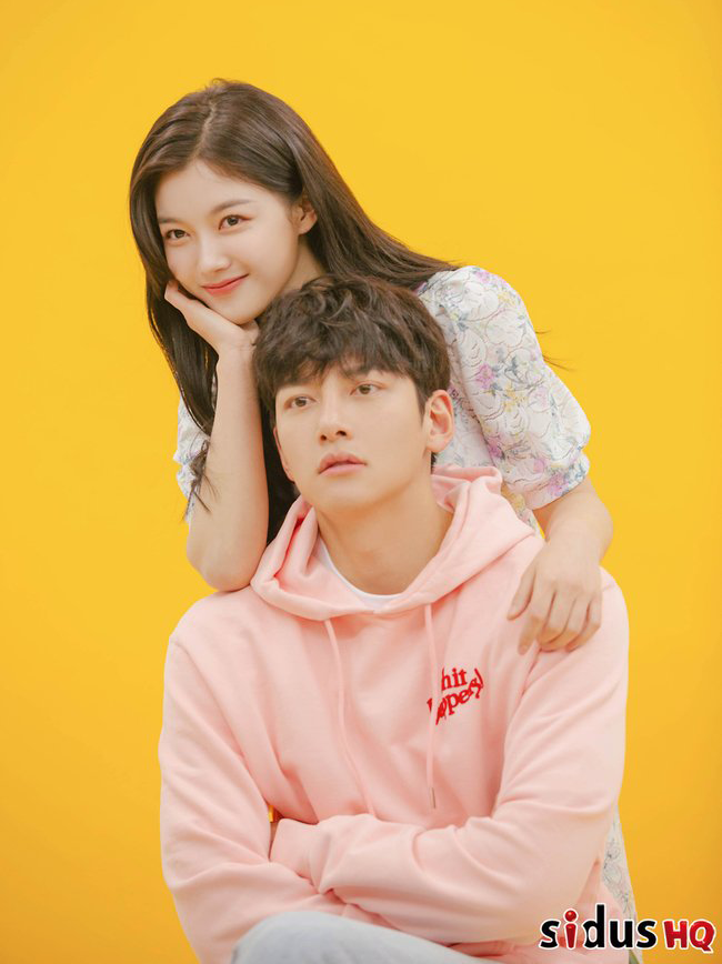 Kim Yoo Jung trưởng thành ảnh 4 Kim Yoo Jung truong thanh anh 4