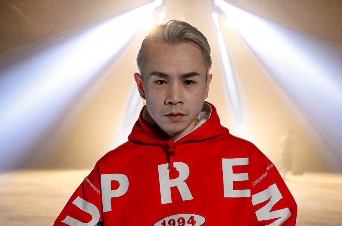 Rapper Binz doi dau Son Tung M-TP hinh anh