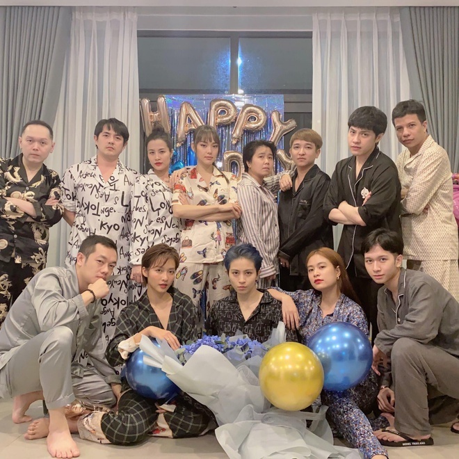 Nhom ban than cua showbiz Viet anh 2