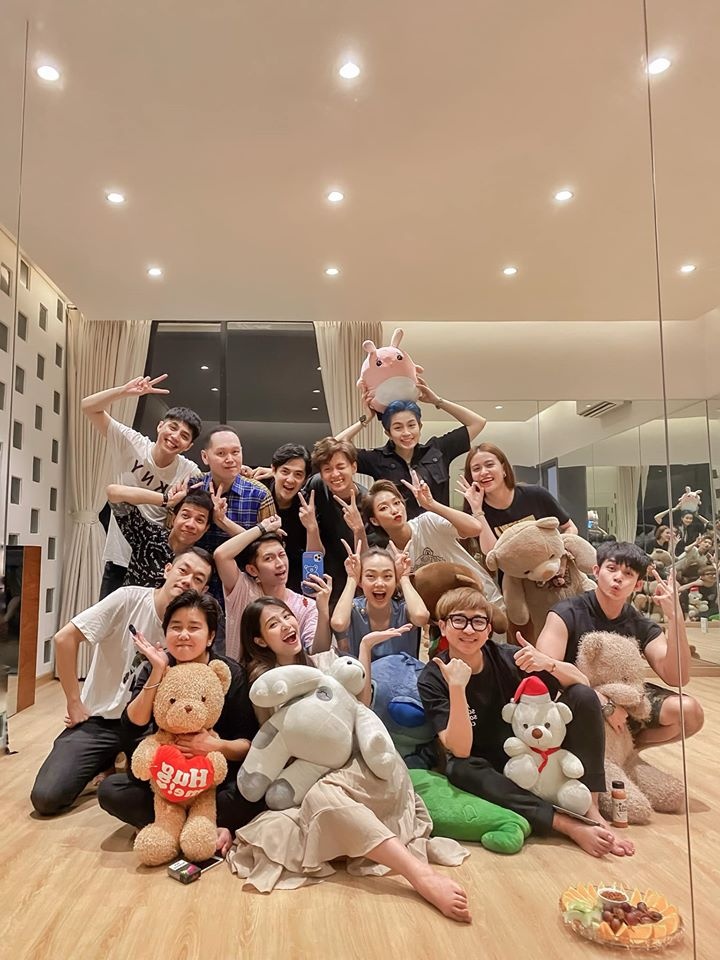 Nhom ban than cua showbiz Viet anh 3