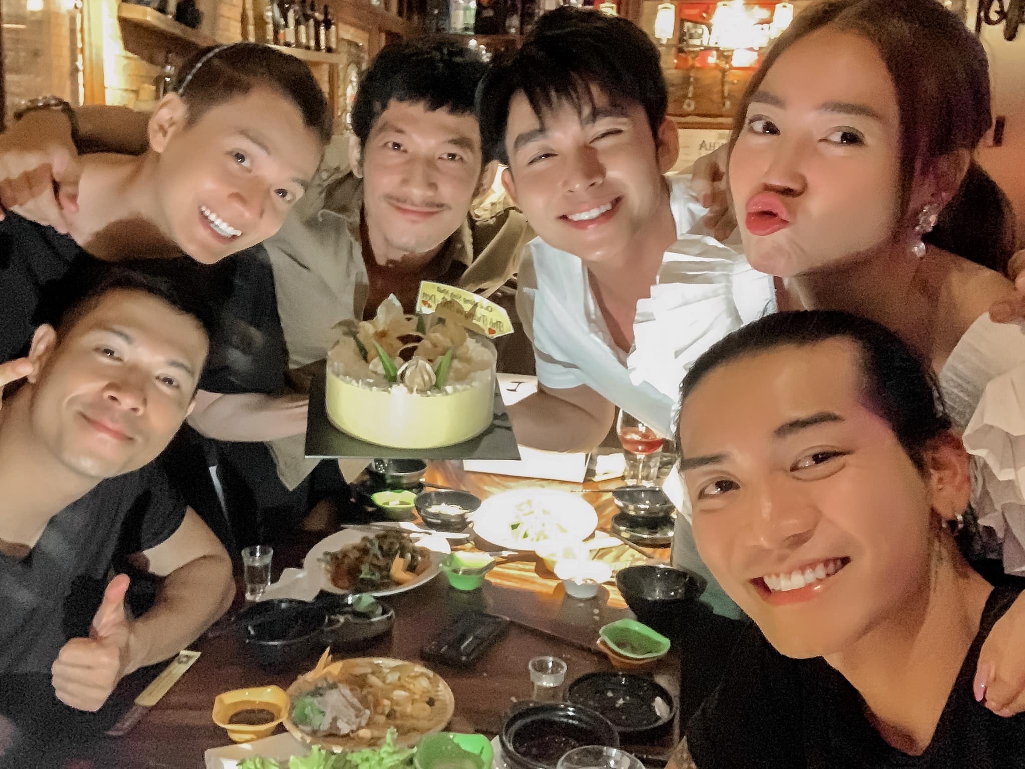 Nhom ban than cua showbiz Viet anh 10