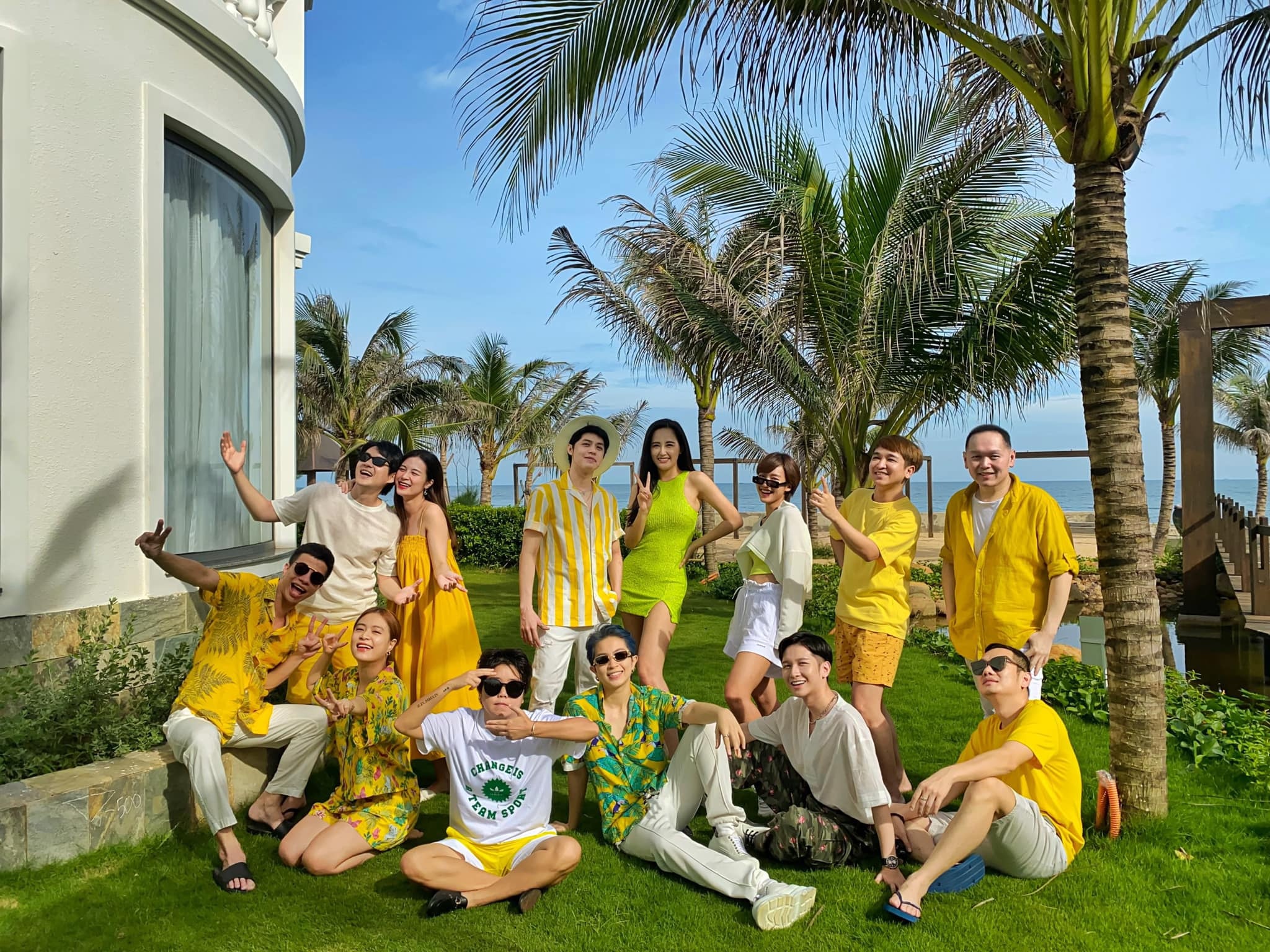 Nhom ban than cua showbiz Viet anh 1