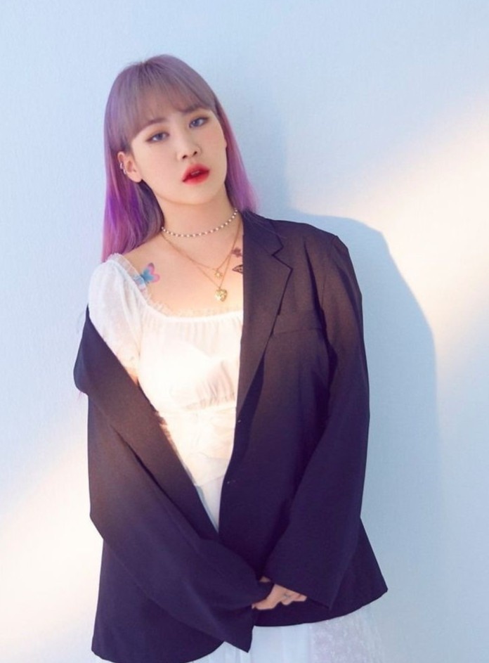 Black Pink bi goi la vu cong thoat y anh 2