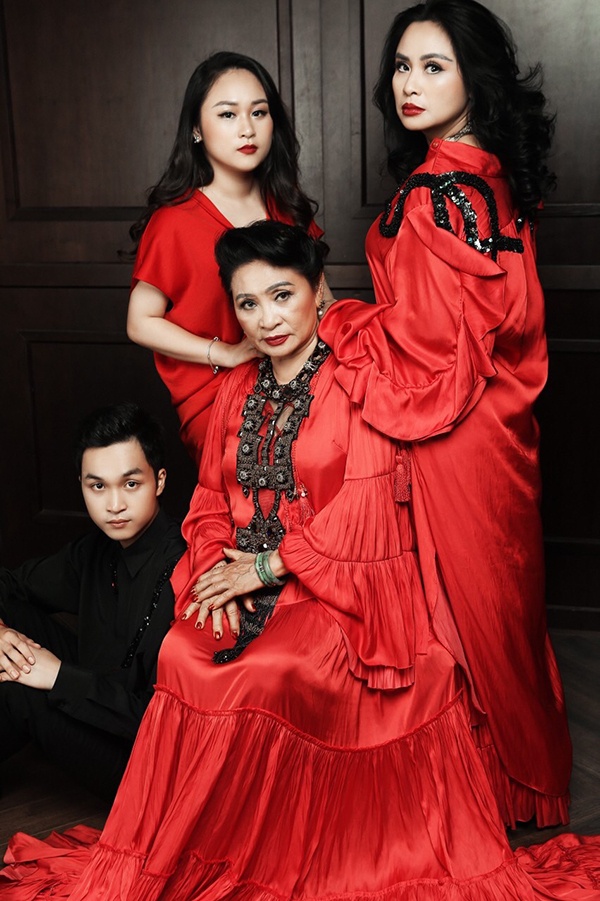 Thanh Lam va cac con anh 2