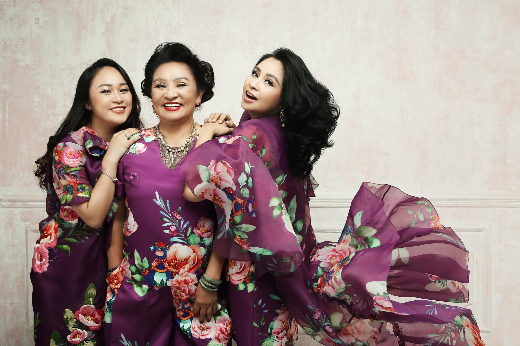 Thanh Lam va cac con anh 3