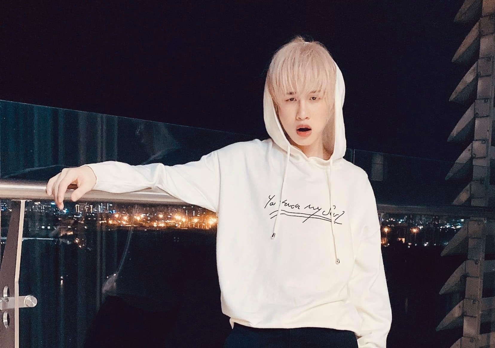 Lan Ngoc ung ho khau trang anh 2