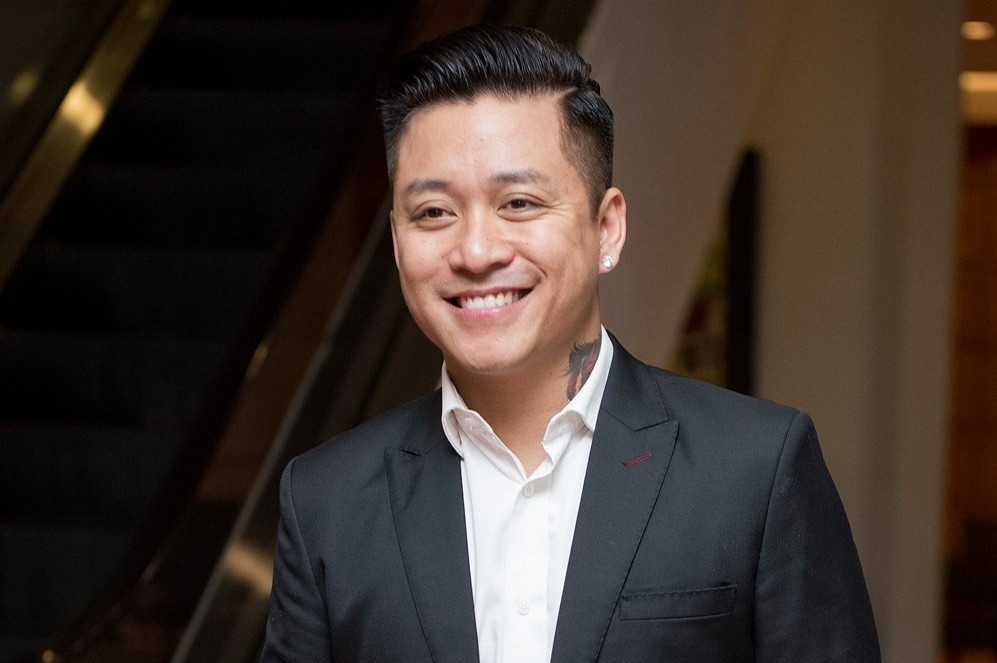 Dau an am nhac cua Tuan Hung truoc khi tuyen bo tam dung ca hat hinh anh