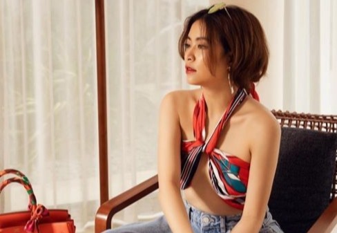 Gu thoi trang ngay cang thay doi cua hoi ban than Hoang Thuy Linh hinh anh