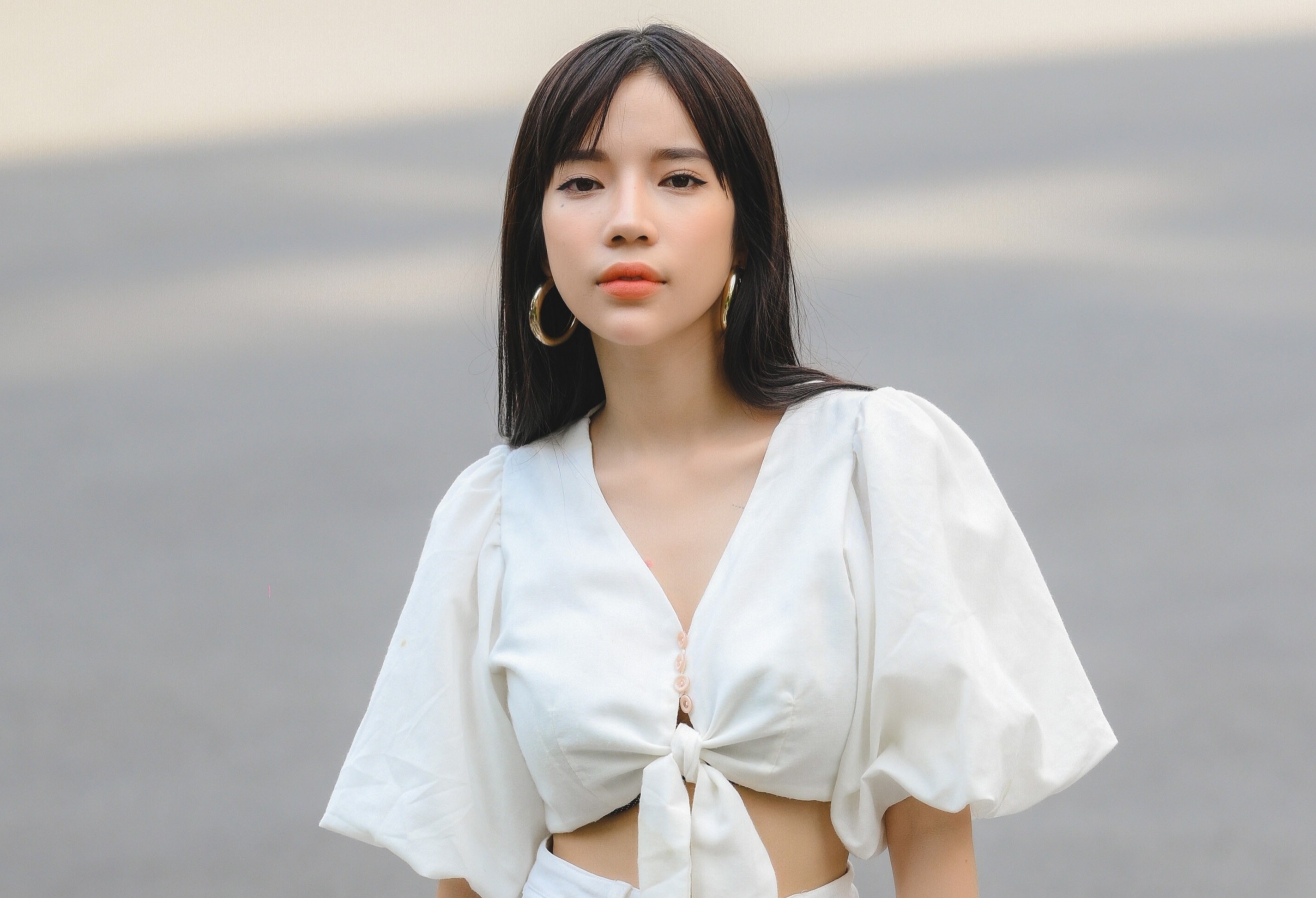 Nu ca si sang tac 'Anh nha o dau the' hinh anh