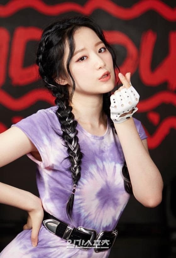 Shuhua bị đối xử bất công ảnh 1 Shuhua bi doi xu bat cong anh 1