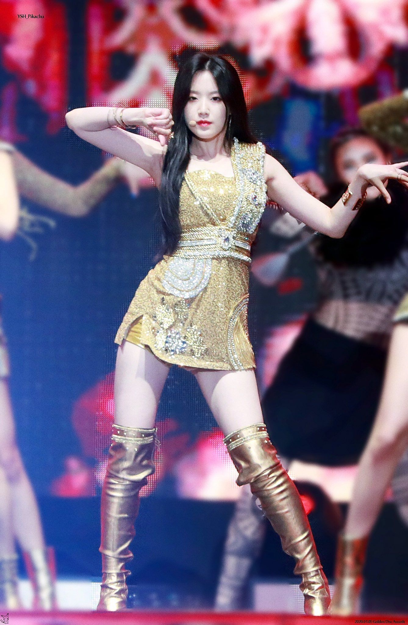 Shuhua bị đối xử bất công ảnh 6 Shuhua bi doi xu bat cong anh 6