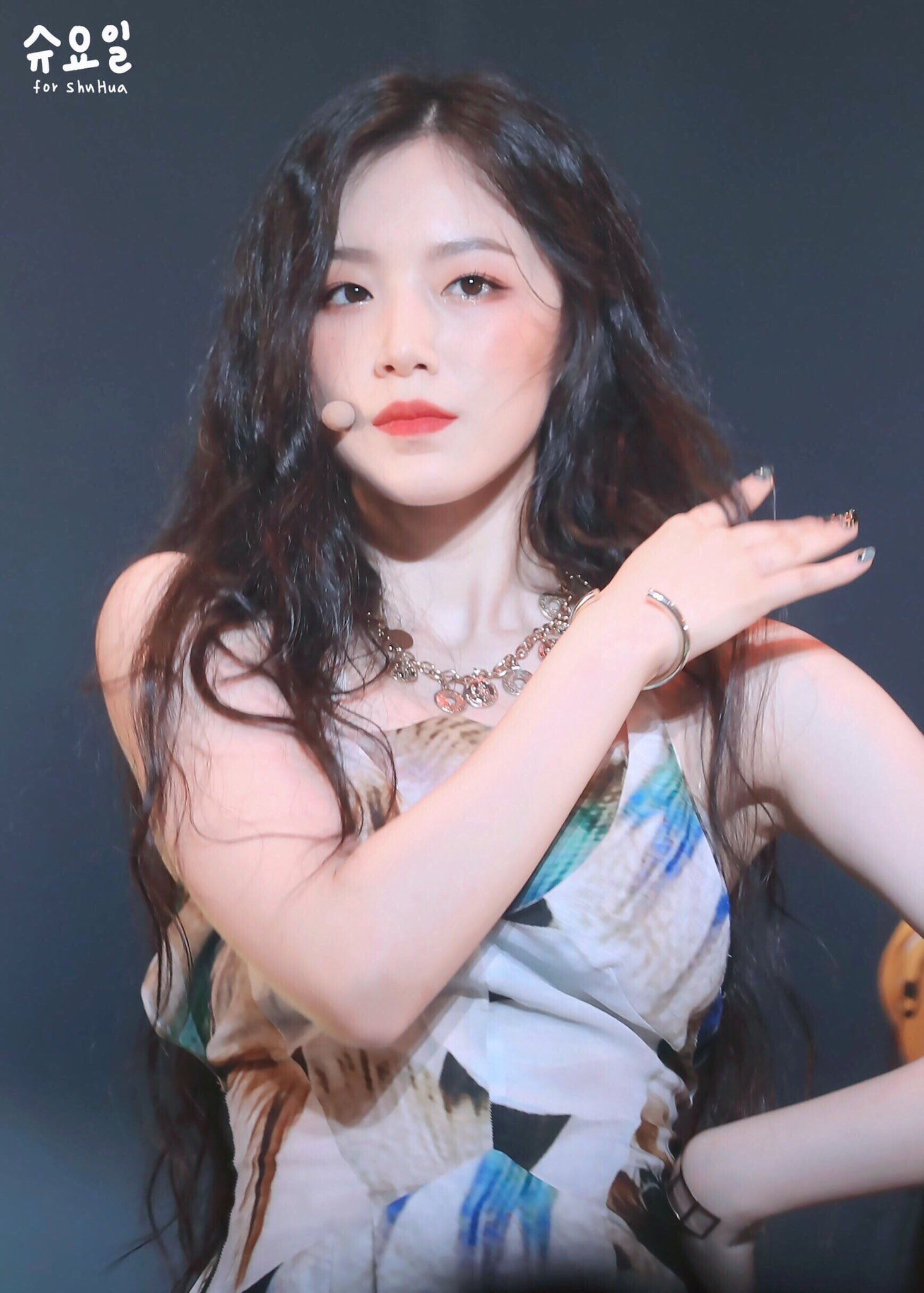 Shuhua bị đối xử bất công ảnh 12 Shuhua bi doi xu bat cong anh 12