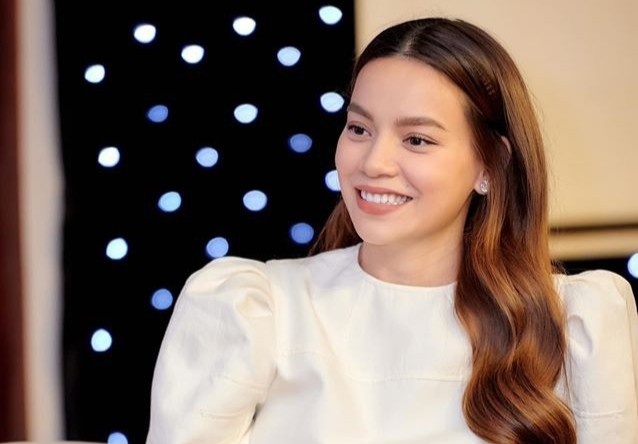 Nghe si Viet quyen gop tien, khau trang chong dich Covid-19 hinh anh