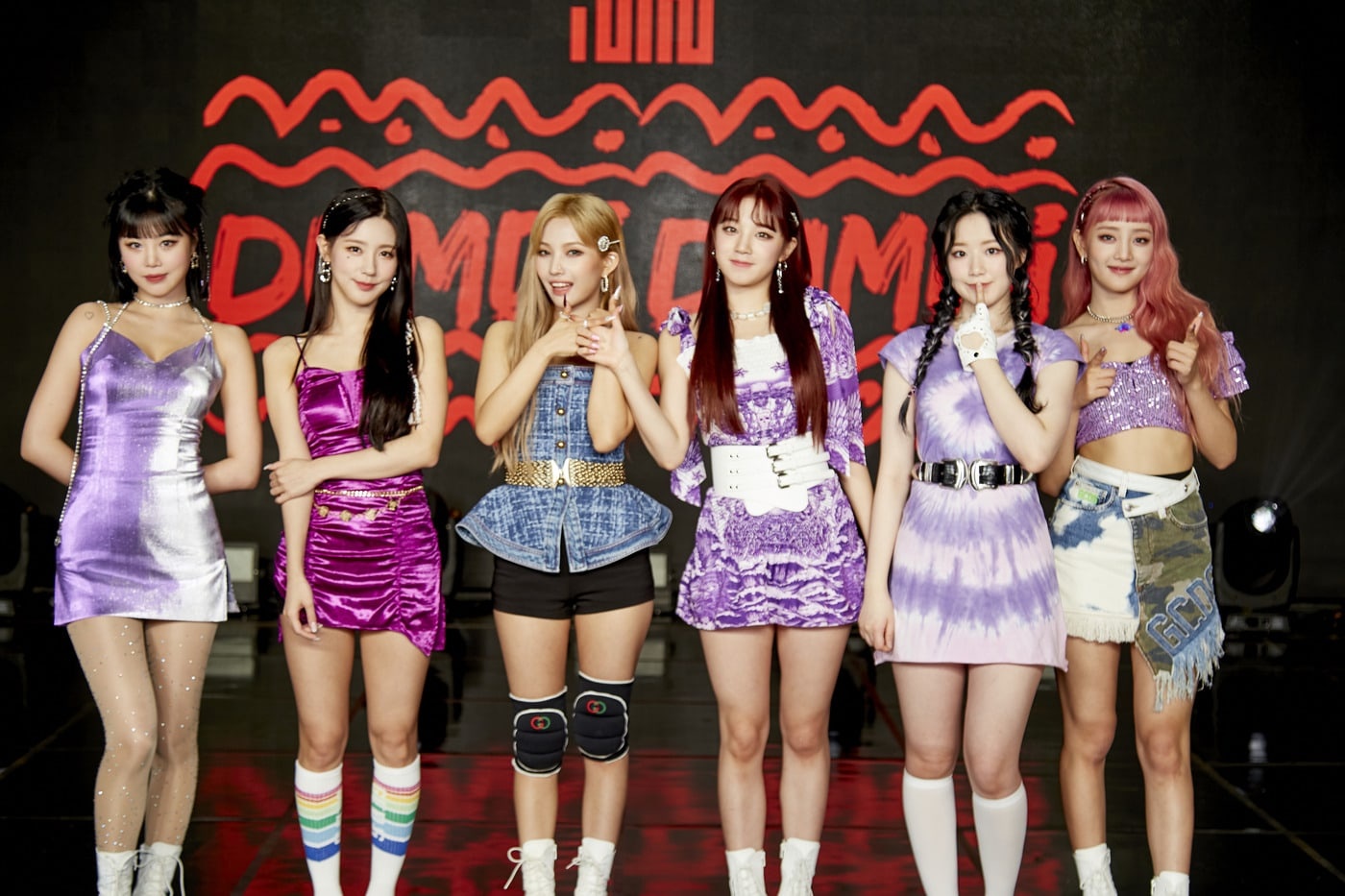(G)I-DLE mặc váy ngắn ảnh 2 (G)I-DLE mac vay ngan anh 2