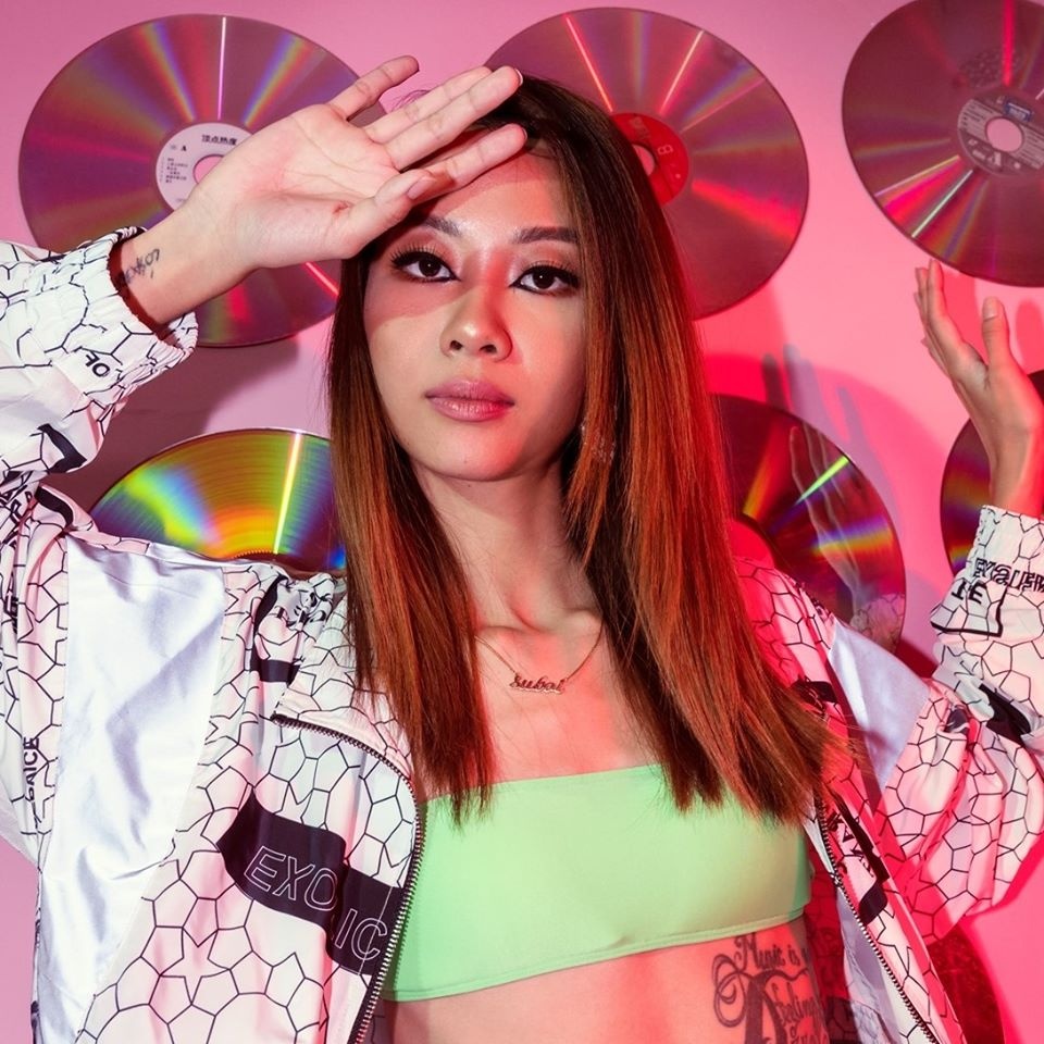 Suboi rap viet anh 6