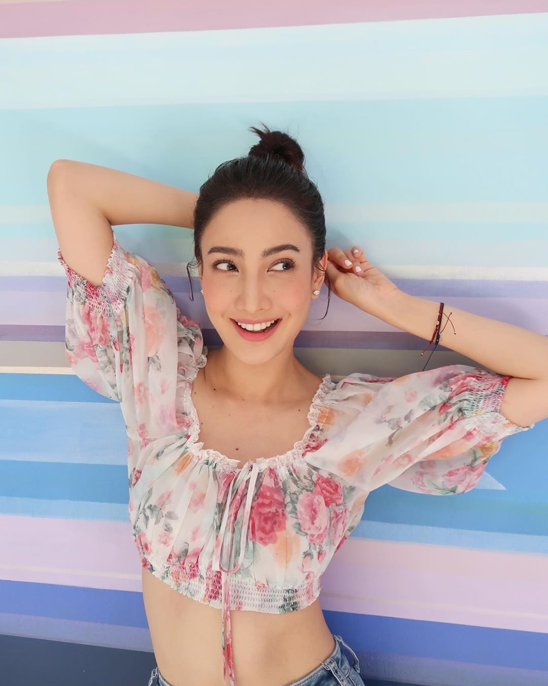 nhom ban than cua showbiz Thai Lan anh 4