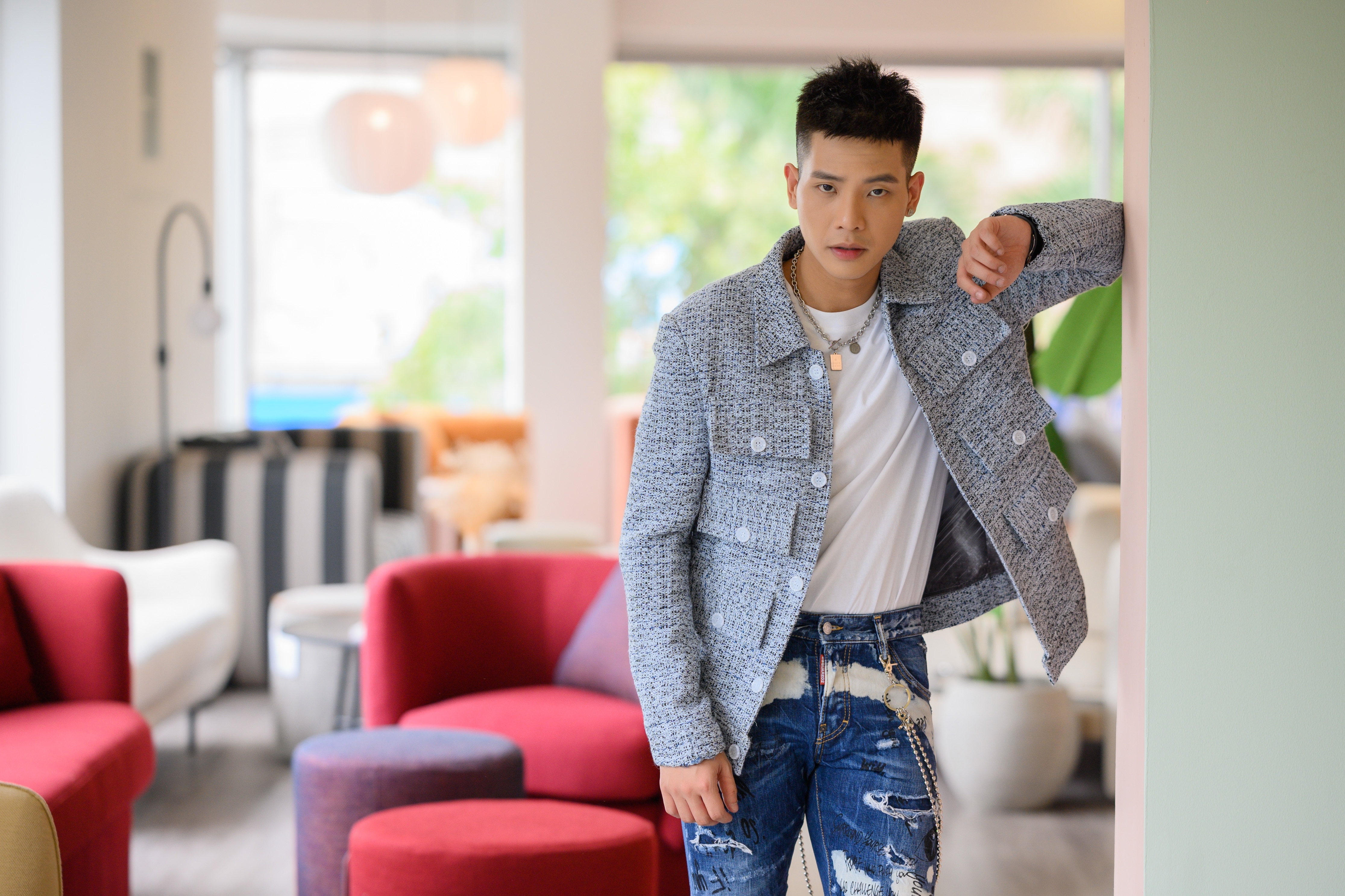 Quan A.P la ban sao Tuan Hung anh 7