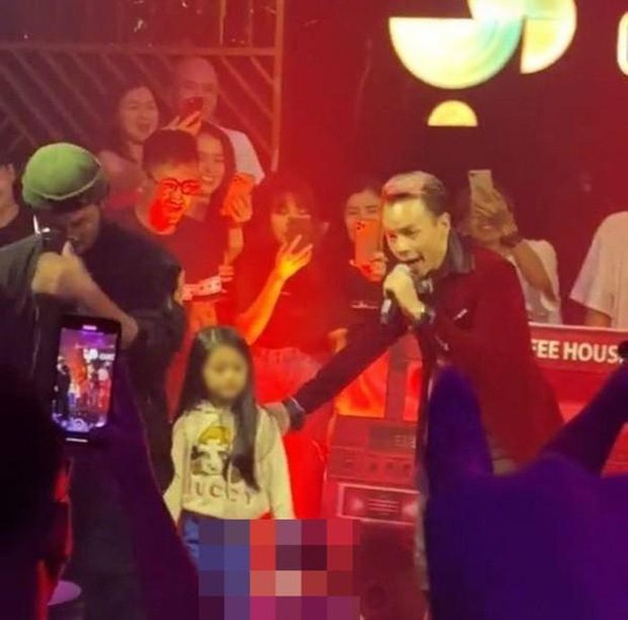 Binz biểu diễn trước khán giả nhí ảnh 1 Binz bieu dien truoc khan gia nhi anh 1