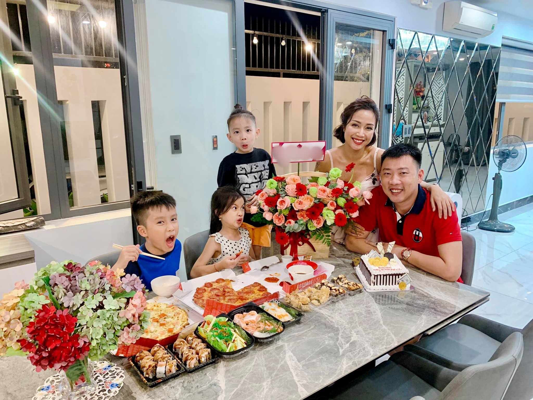 gia dinh oc thanh van anh 1