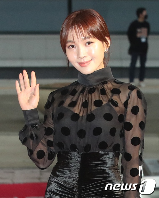 Seo Ye Ji lễ trao giải Buil Film Awards 2020 ảnh 7 Seo Ye Ji le trao giai Buil Film Awards 2020 anh 7