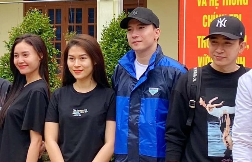 Lan Ngoc, Chi Dan, S.T toi Quang Nam tang nhu yeu pham hinh anh