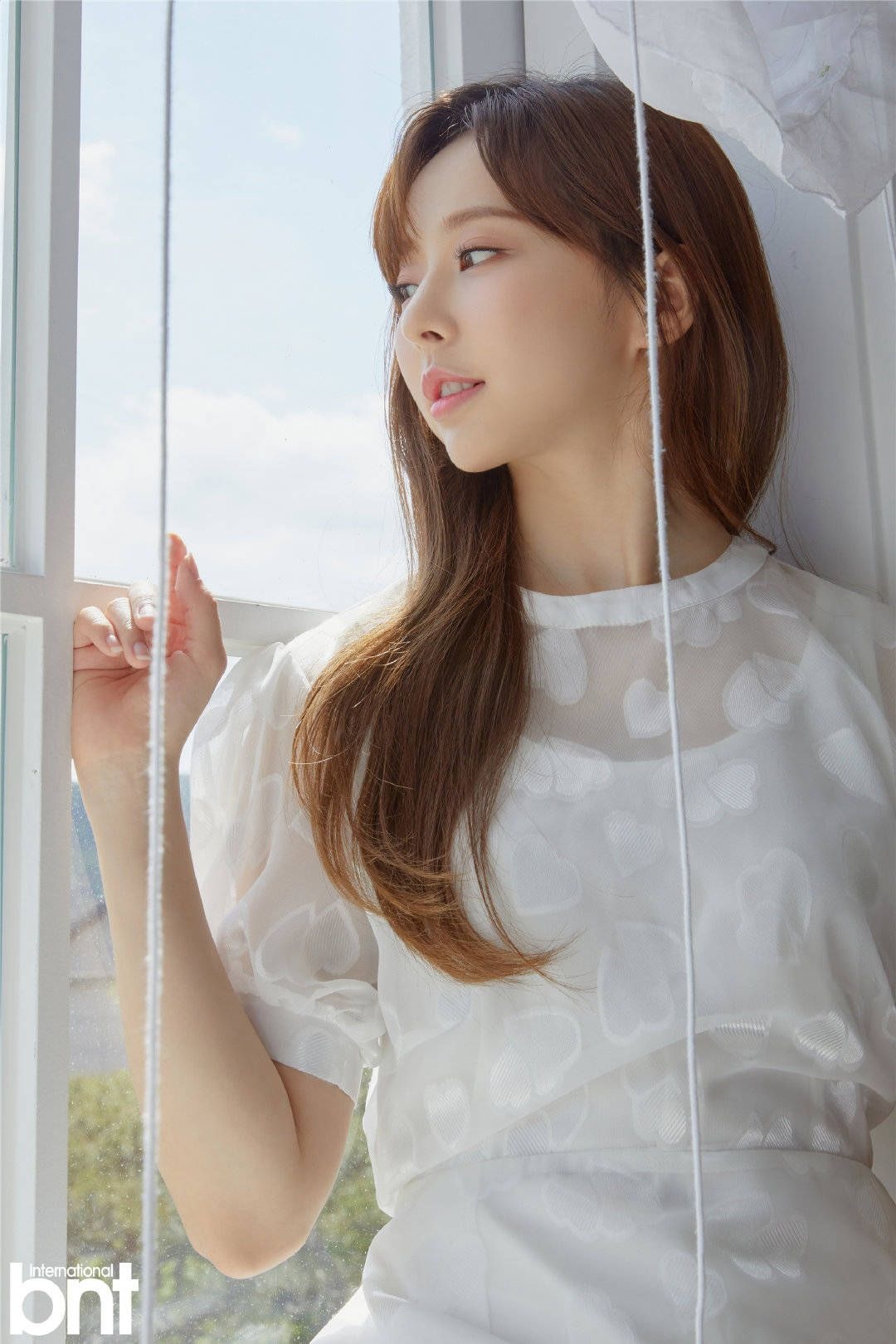 Vivi Loona hat 22 giay anh 8