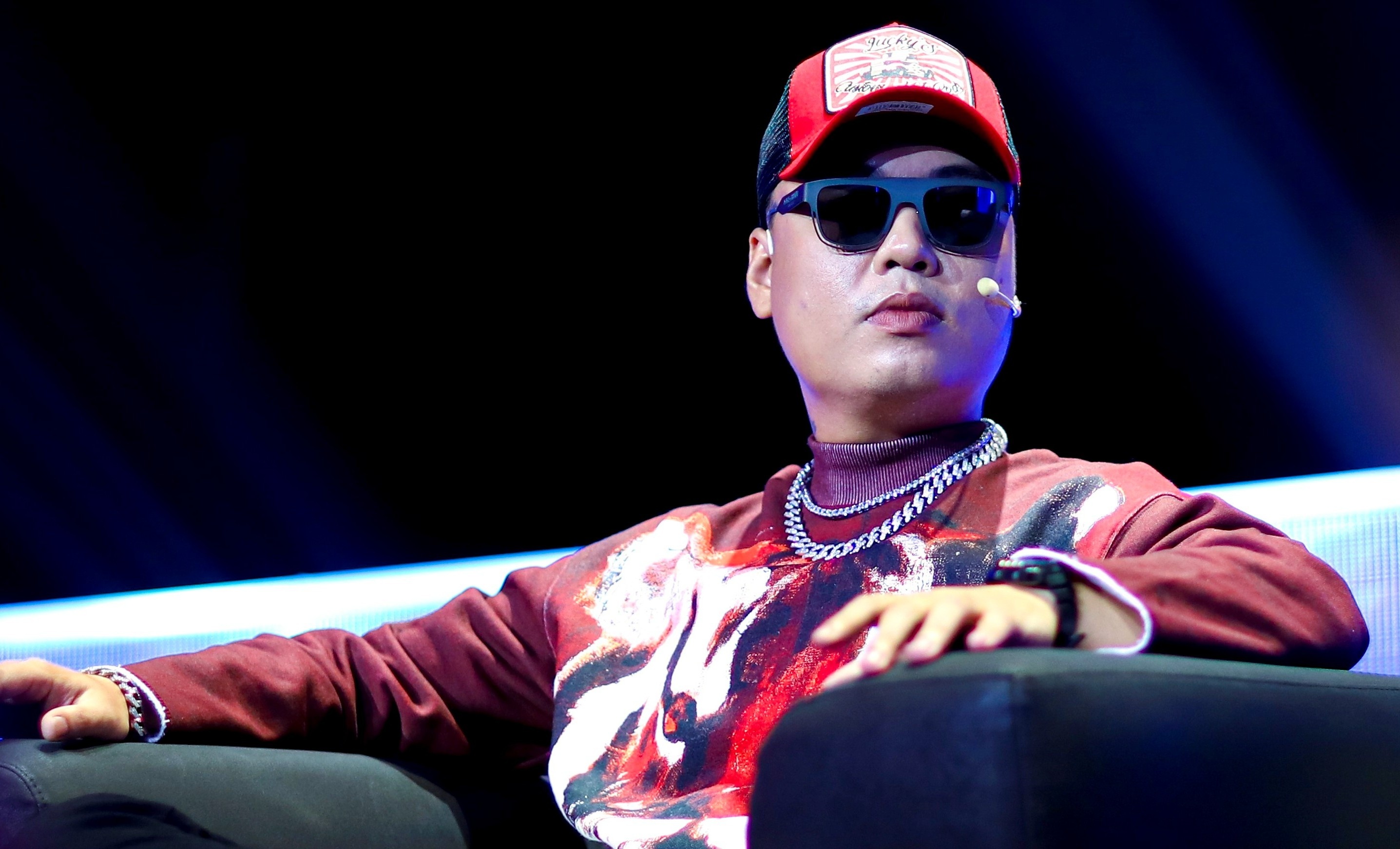 huan luyen vien king of rap anh 1