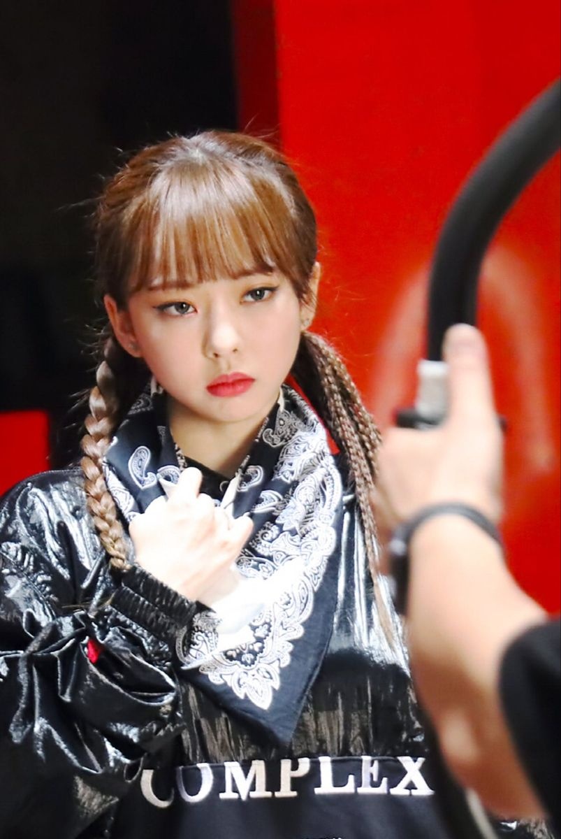 Vivi Loona hat 22 giay anh 7