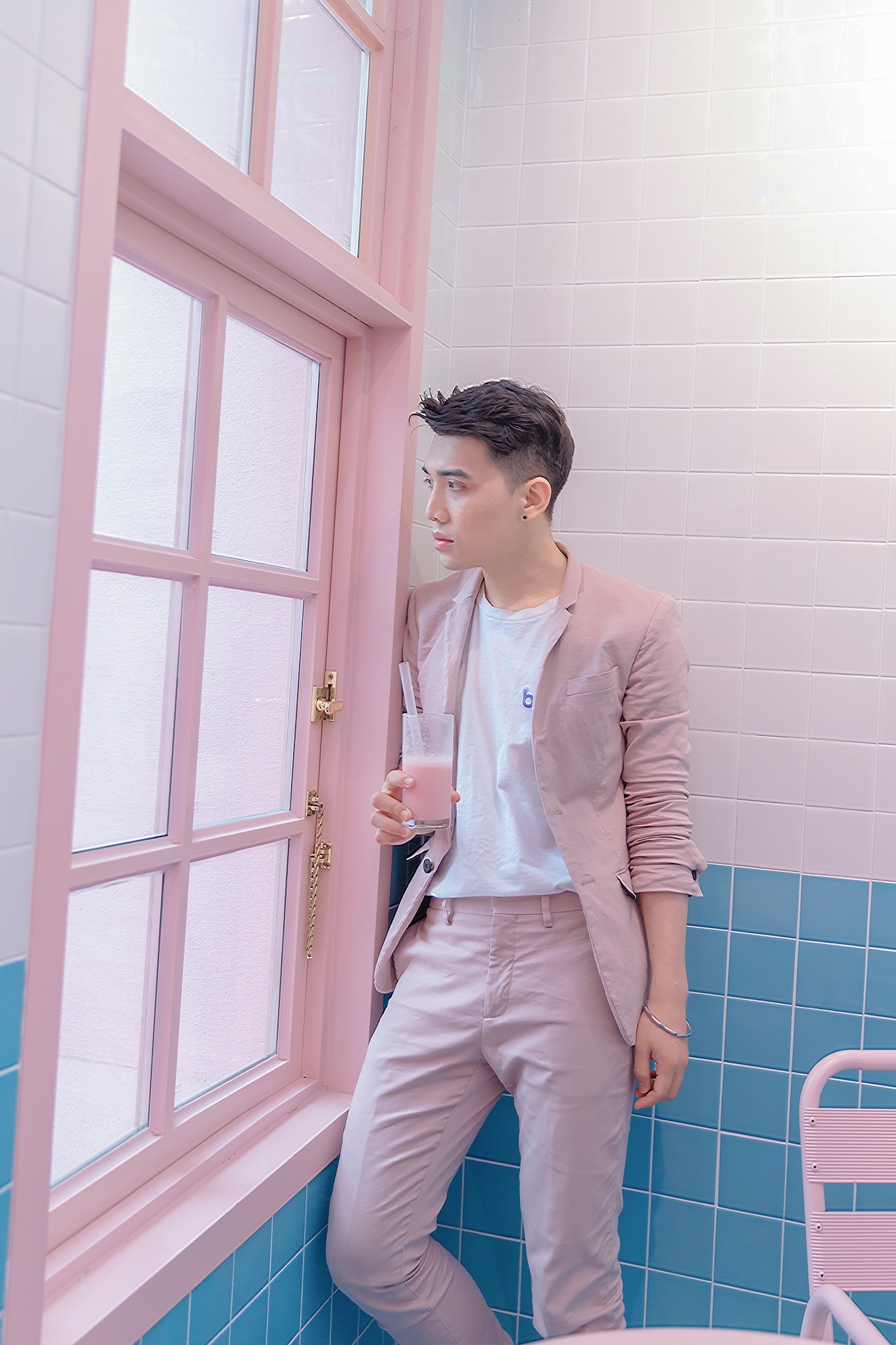 Lê Anh tôn trong MV Taemin ảnh 10 Le Anh ton trong MV Taemin anh 10