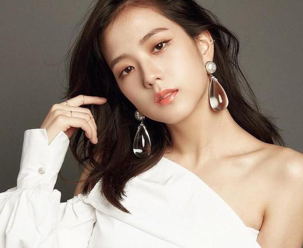 Jisoo BlackPink bị chê ảnh 1 Jisoo BlackPink bi che anh 1