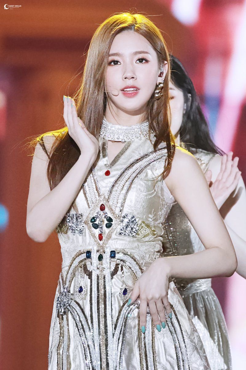 Jisoo BlackPink bị chê ảnh 9 Jisoo BlackPink bi che anh 9